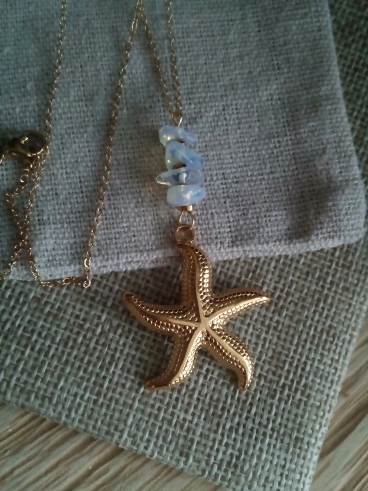 Collier étoile de mer et pierres opaline – photo 2